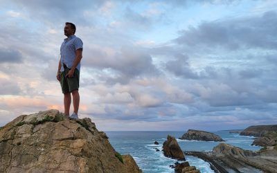 Descubriendo la Costa Quebrada: Una Ruta en la Salvaje Belleza Geológica en Cantabria
