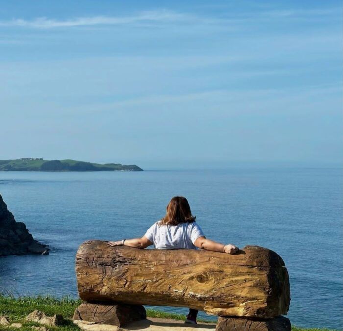 Explorando los Acantilados Secretos en Cantabria:  El Bolao y La Corneja