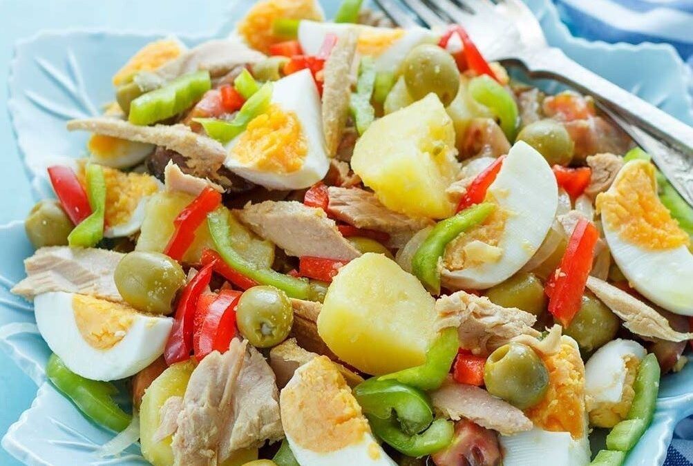 Ensalada Piriñaca: sabor con historia en Cantabria